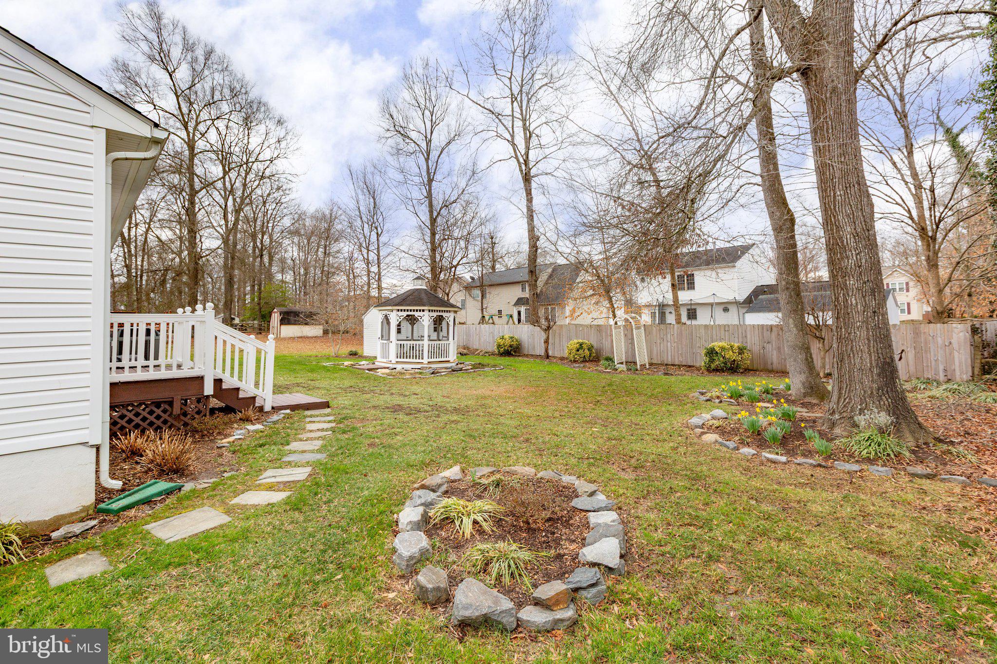 10114 S Fulton Dr