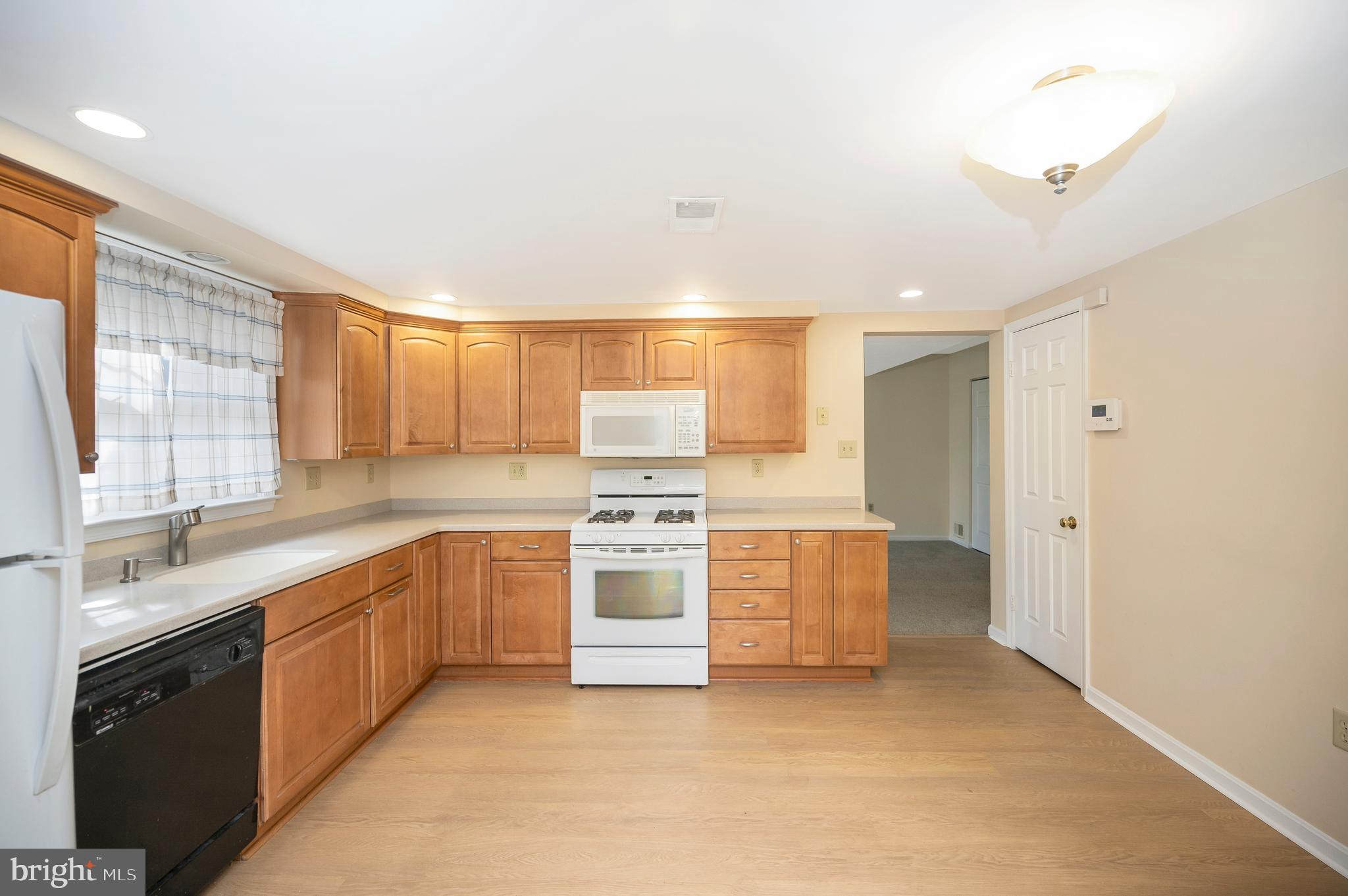 3316 Waverly Dr