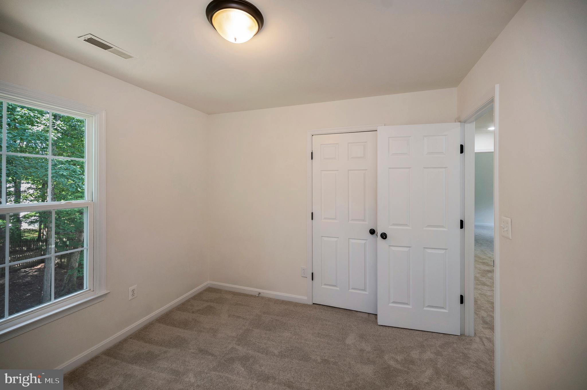 10502 WATFORD LANE