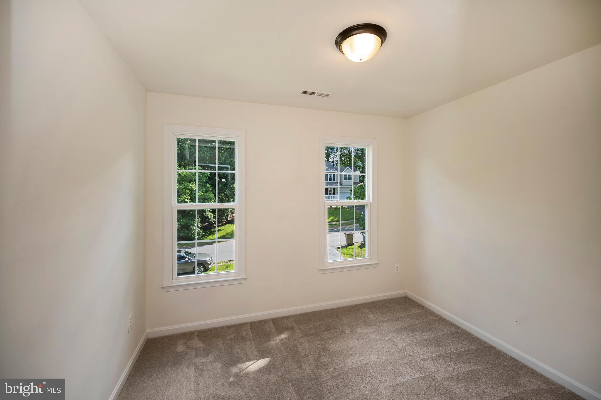 10502 WATFORD LANE