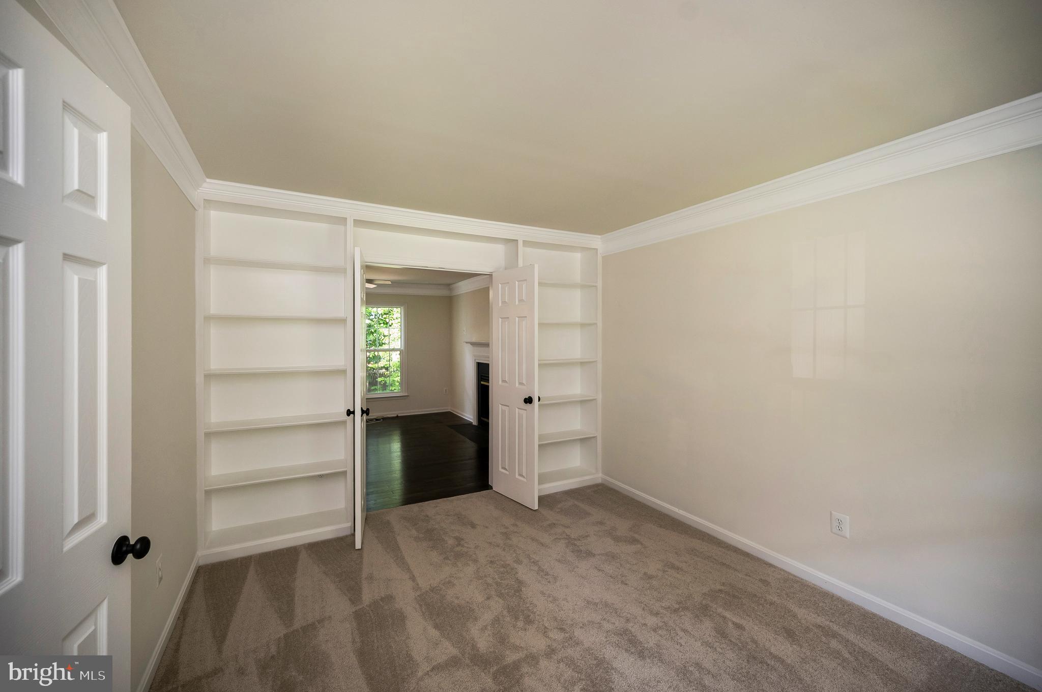 10502 WATFORD LANE