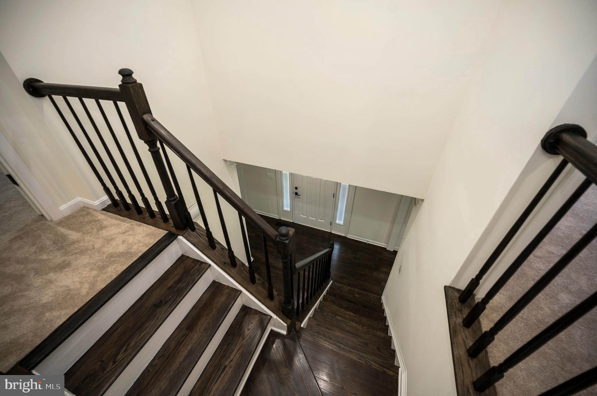 10502 WATFORD LANE