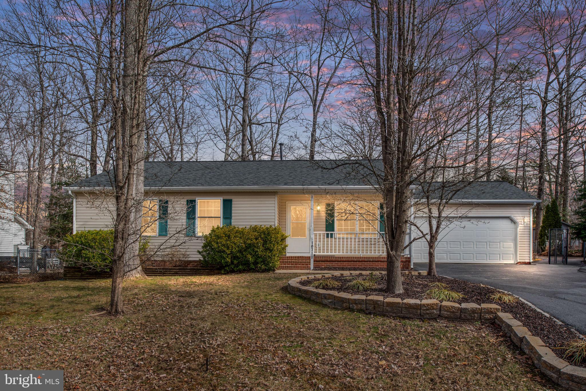 10711 Crestwood Dr