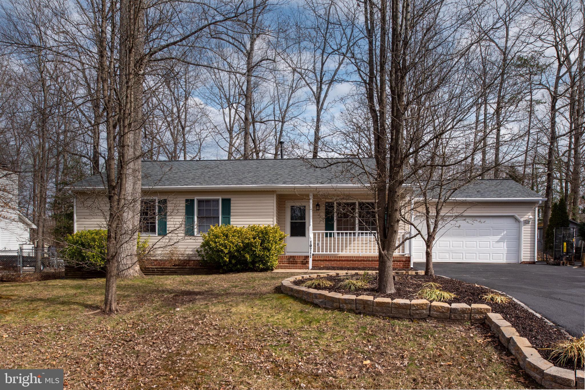 10711 Crestwood Dr
