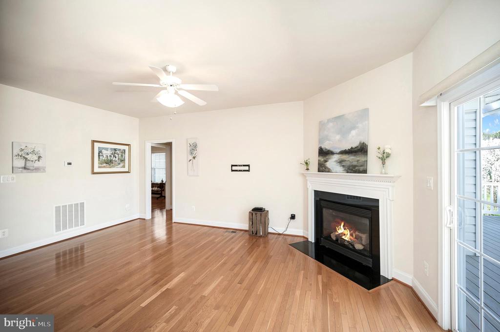 6219 E Dranesville Dr