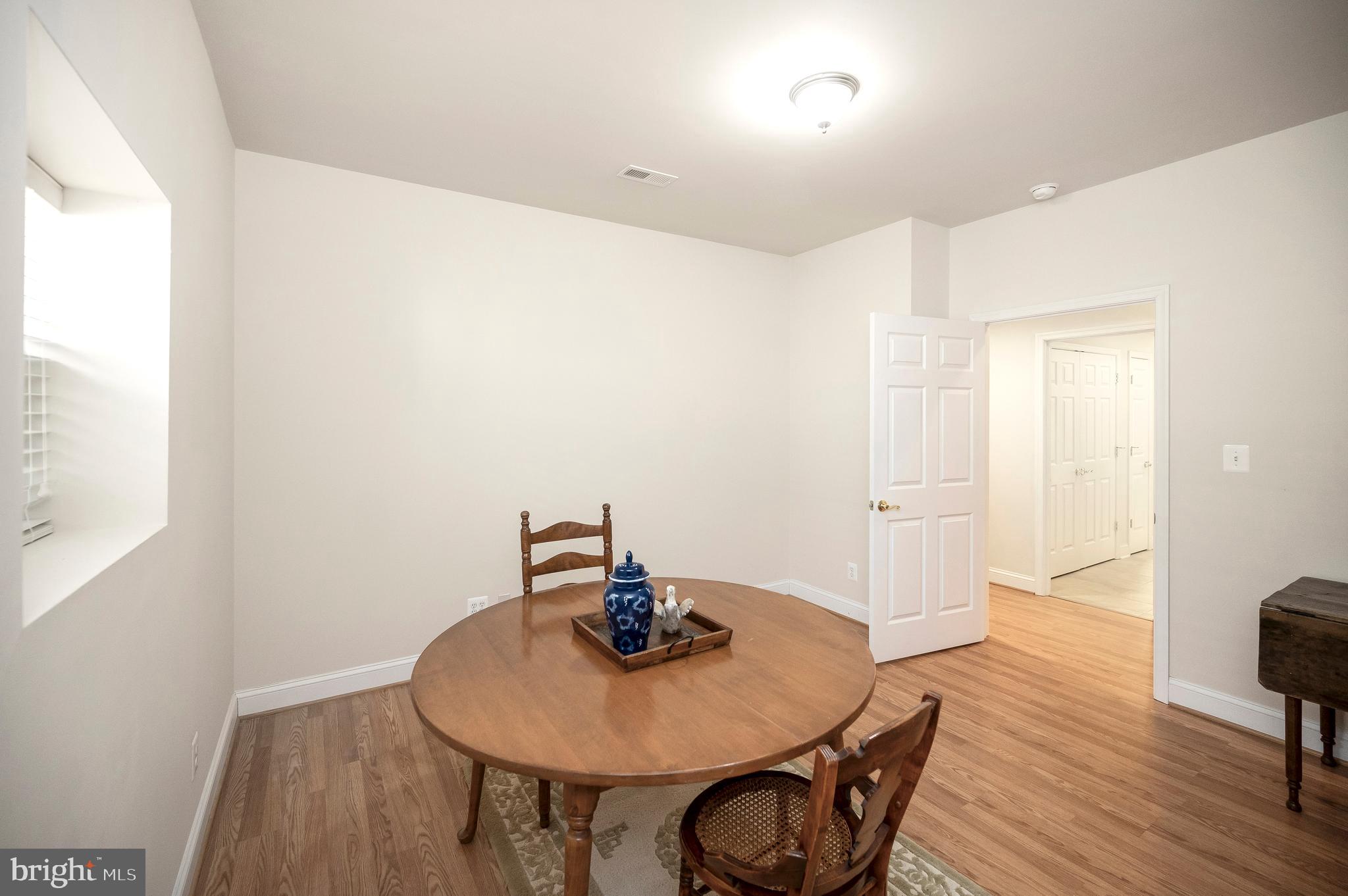 6219 E Dranesville Dr