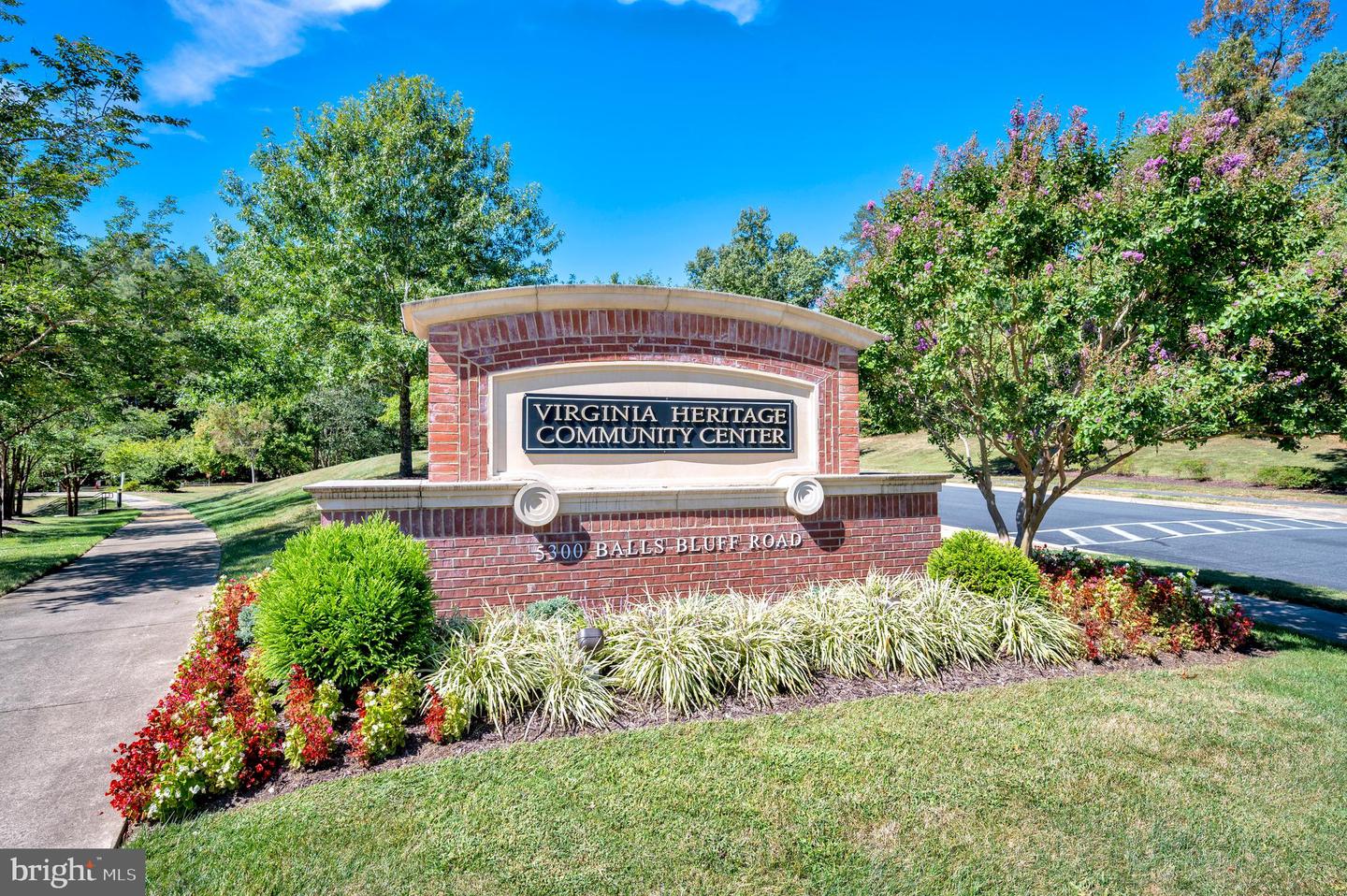 6219 E Dranesville Dr