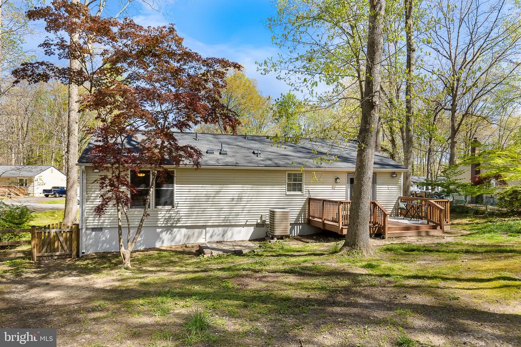 216 Hampton Dr