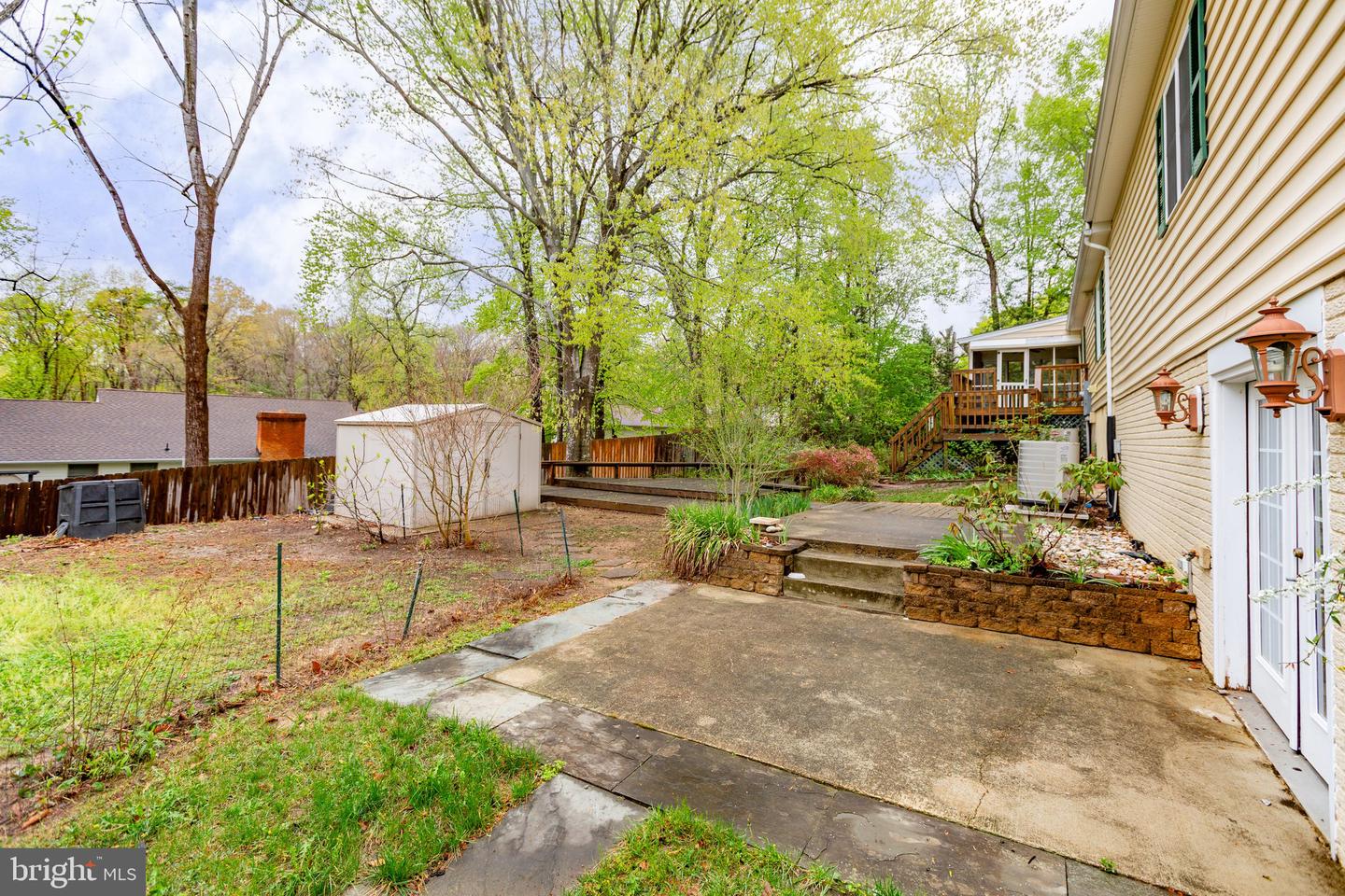 4 N Hill Ct