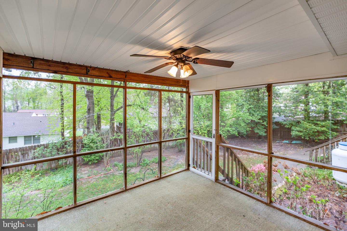 4 N Hill Ct