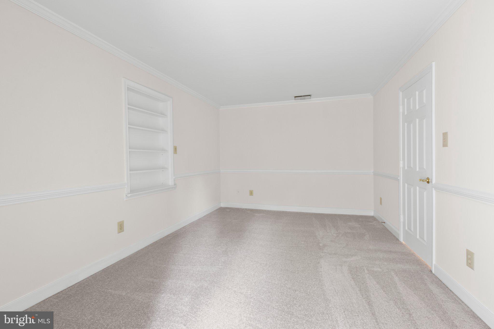 4 N Hill Ct