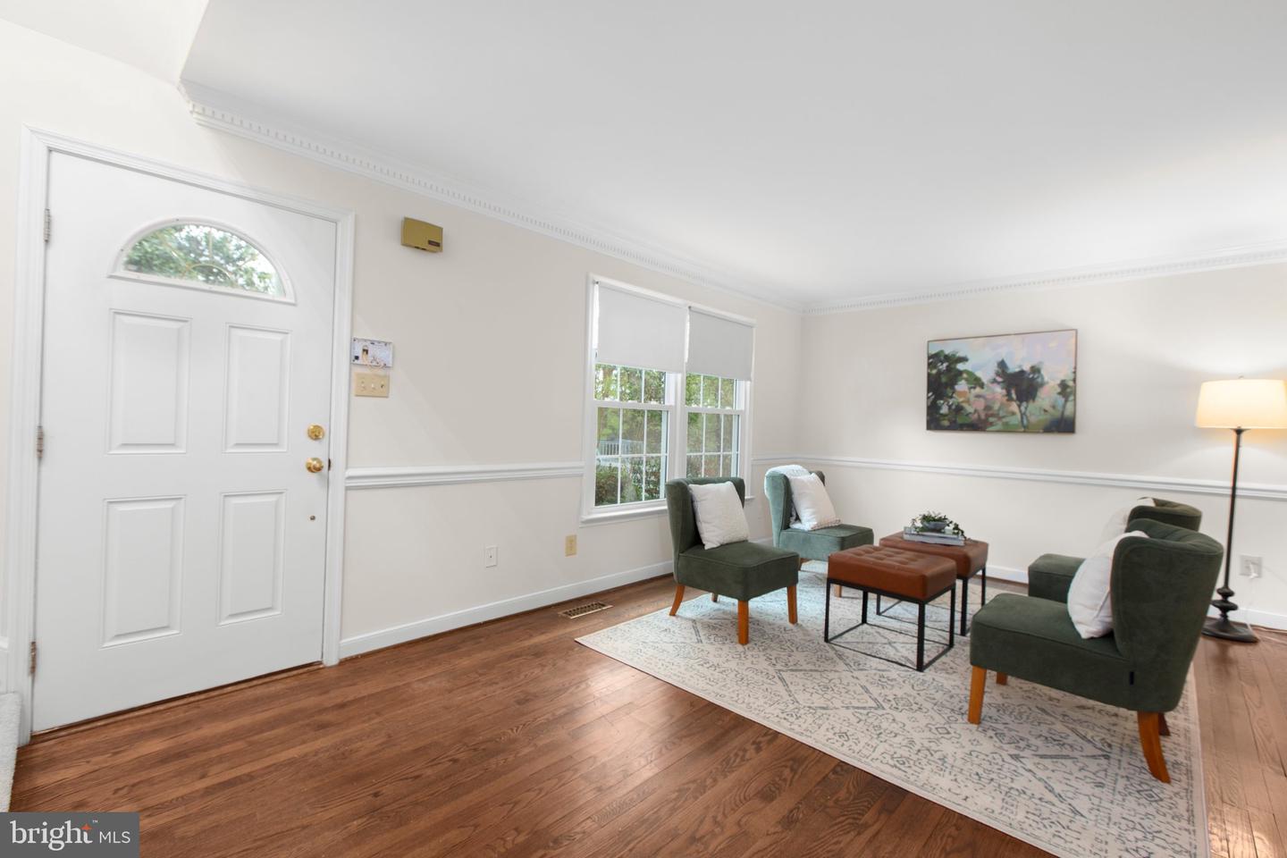 4 N Hill Ct