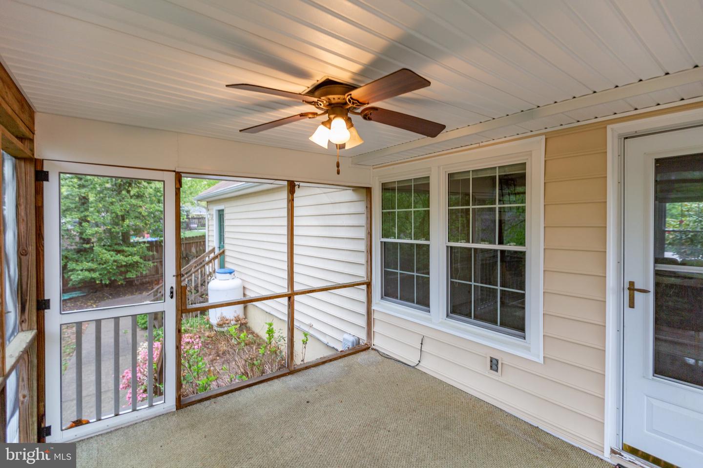 4 N Hill Ct