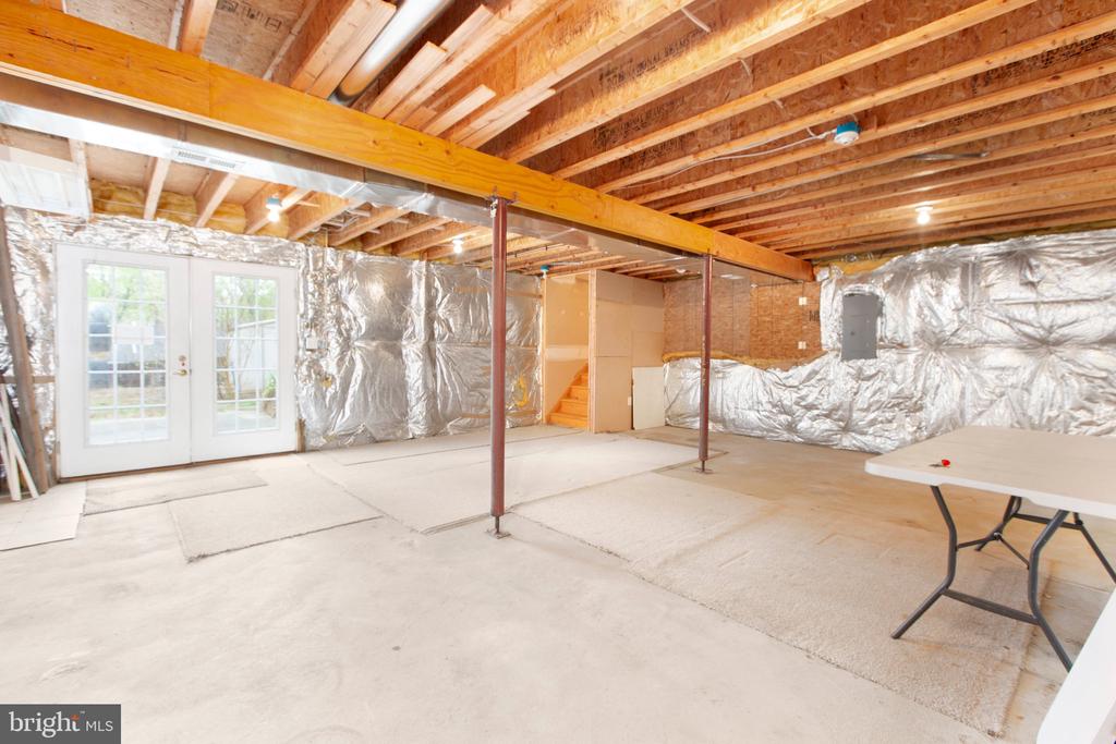 4 N Hill Ct