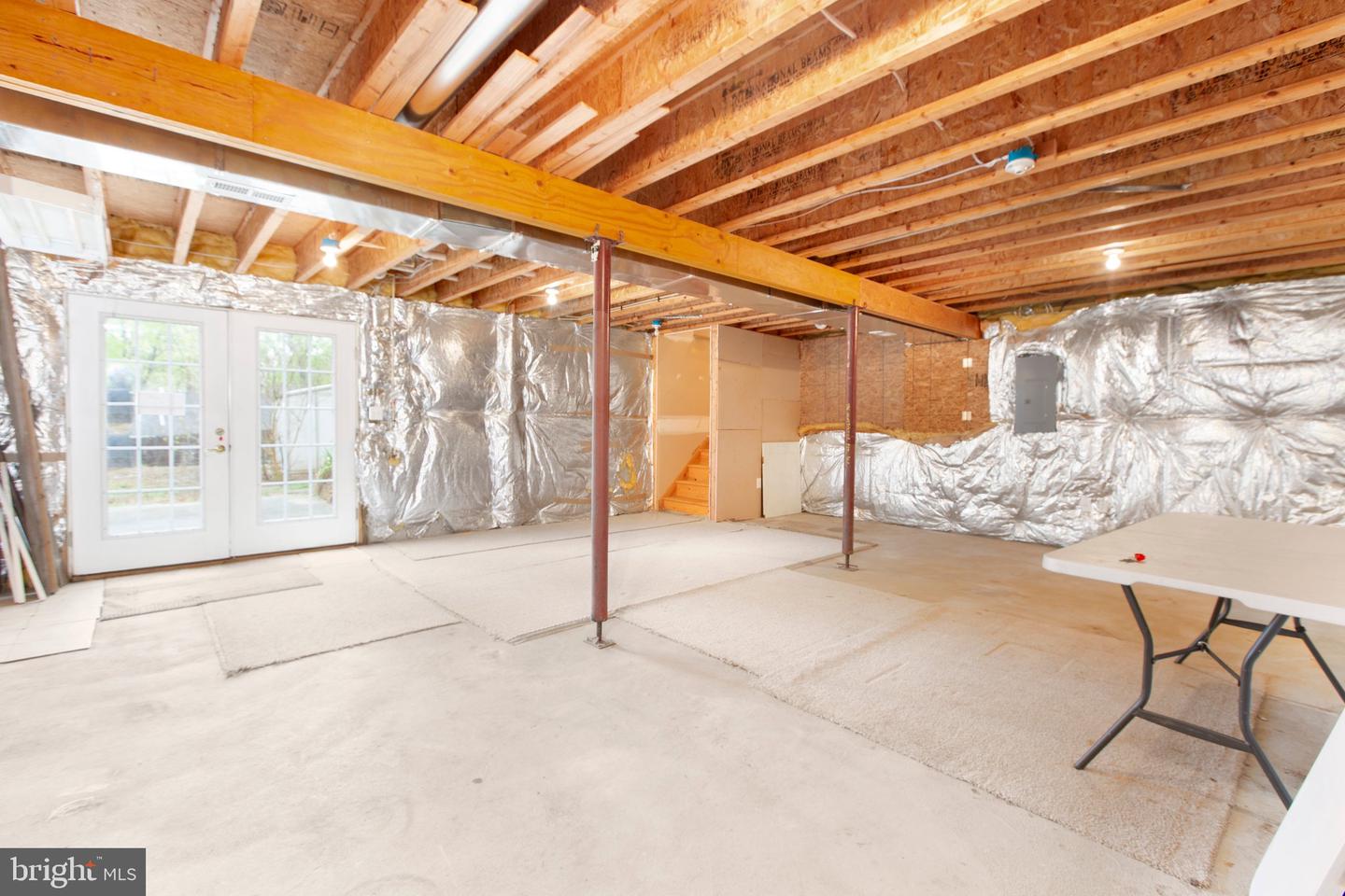 4 N Hill Ct
