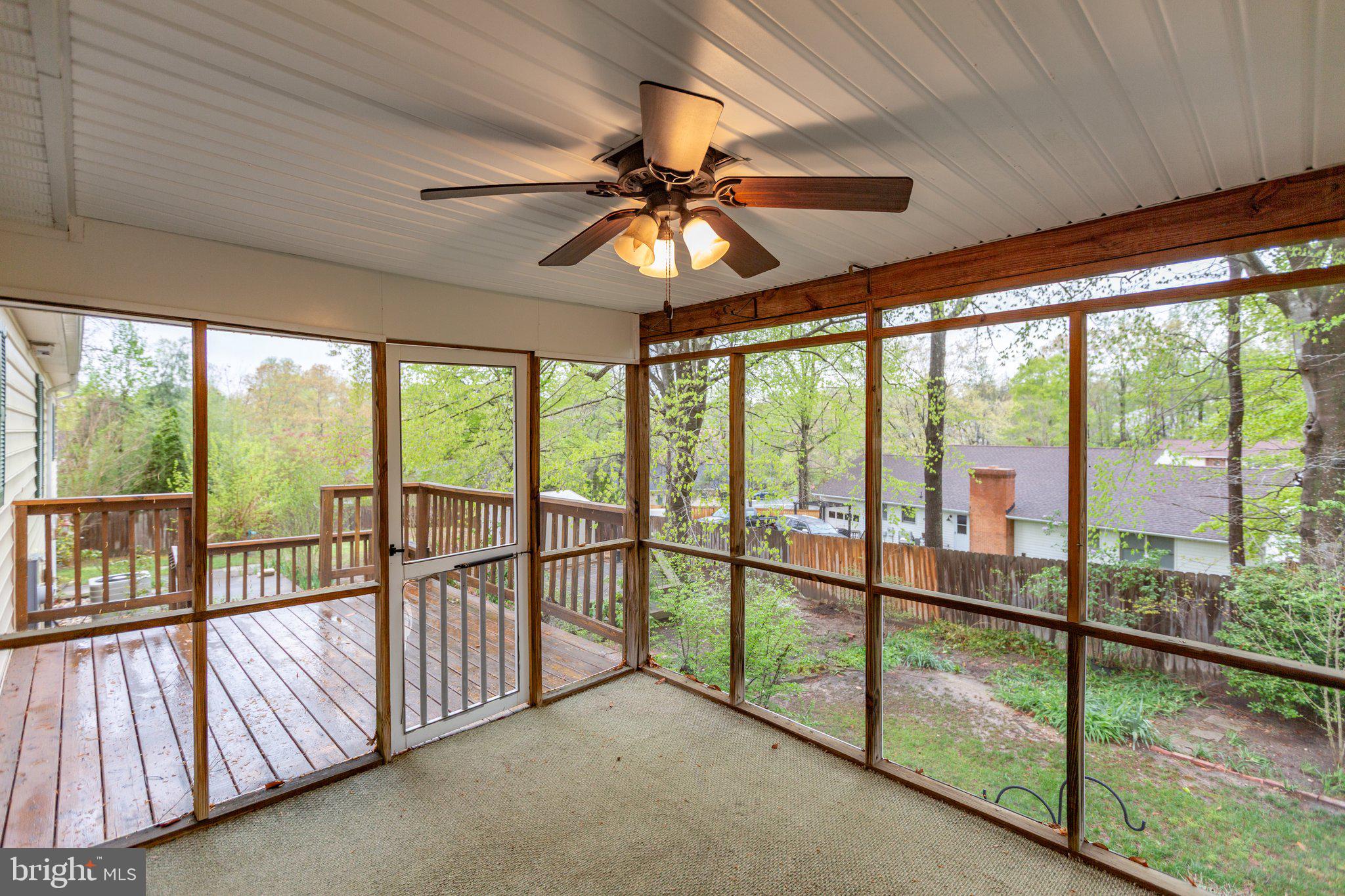 4 N Hill Ct