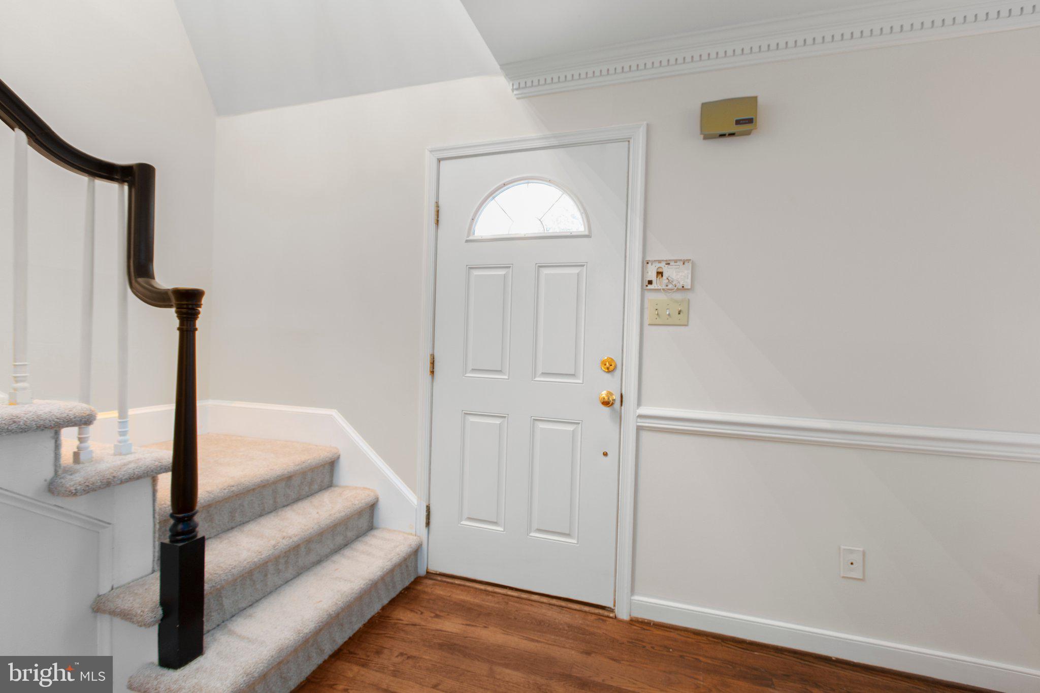 4 N Hill Ct