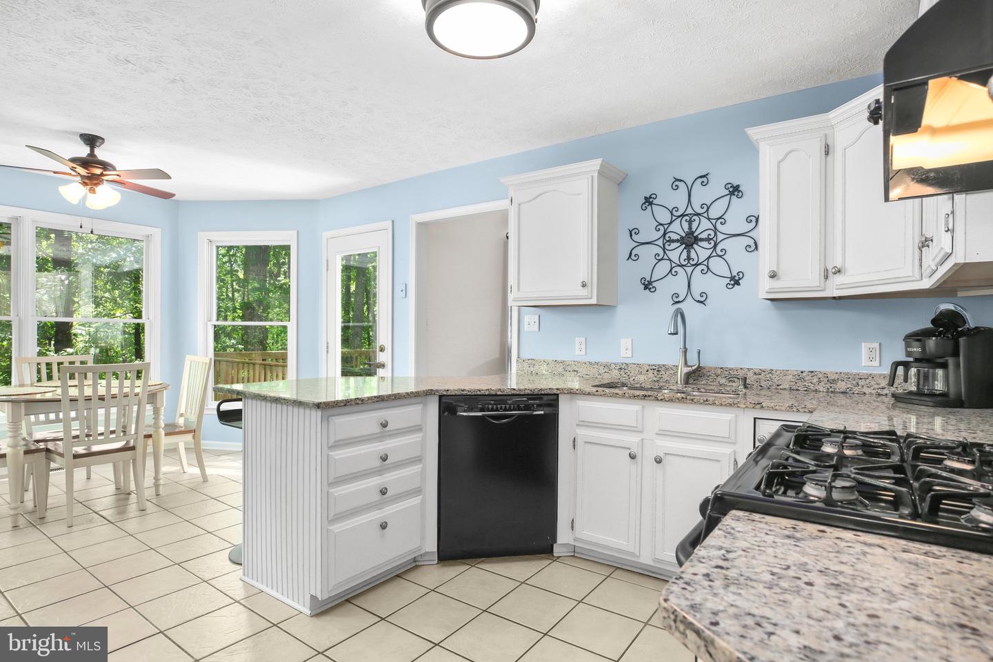 9711 Gunston Hall Rd
