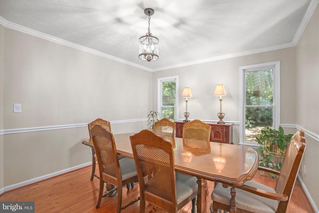 9711 Gunston Hall Rd