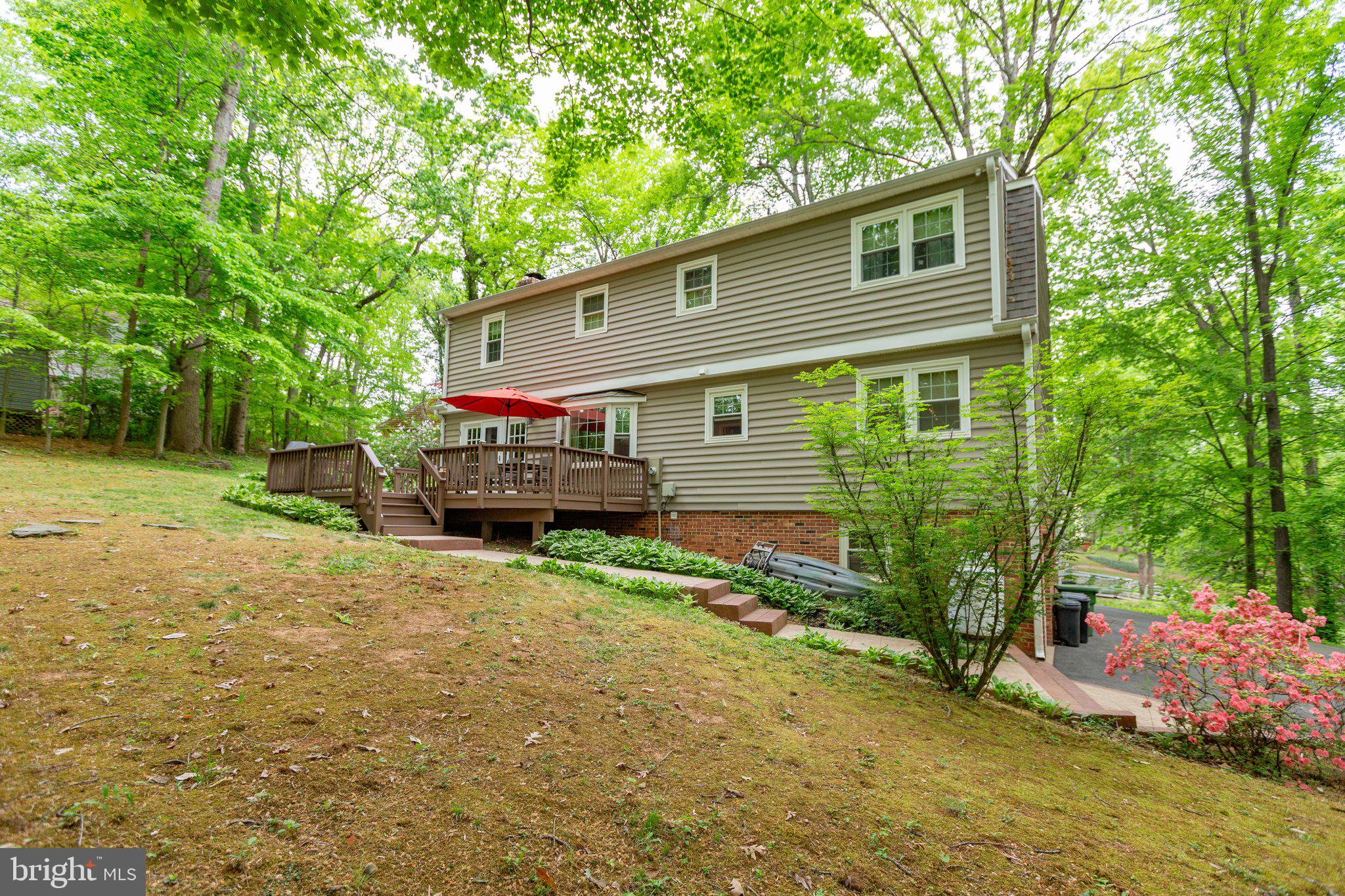 4 Buxley Ct