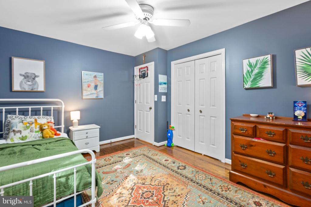 4 Buxley Ct