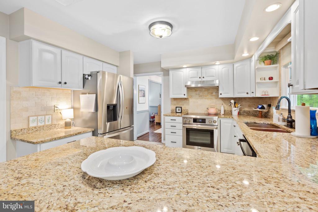 4 Buxley Ct