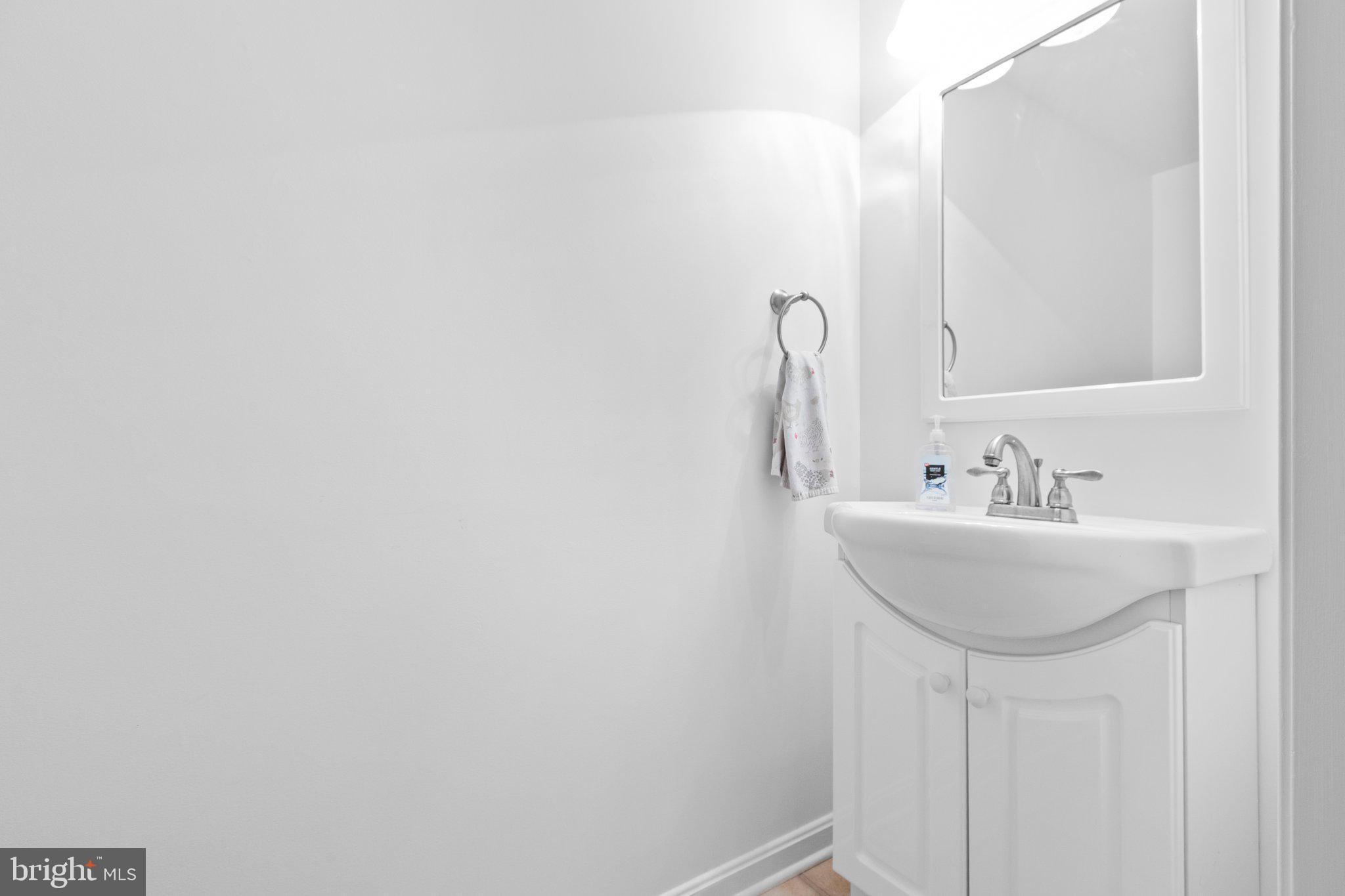 4 Buxley Ct