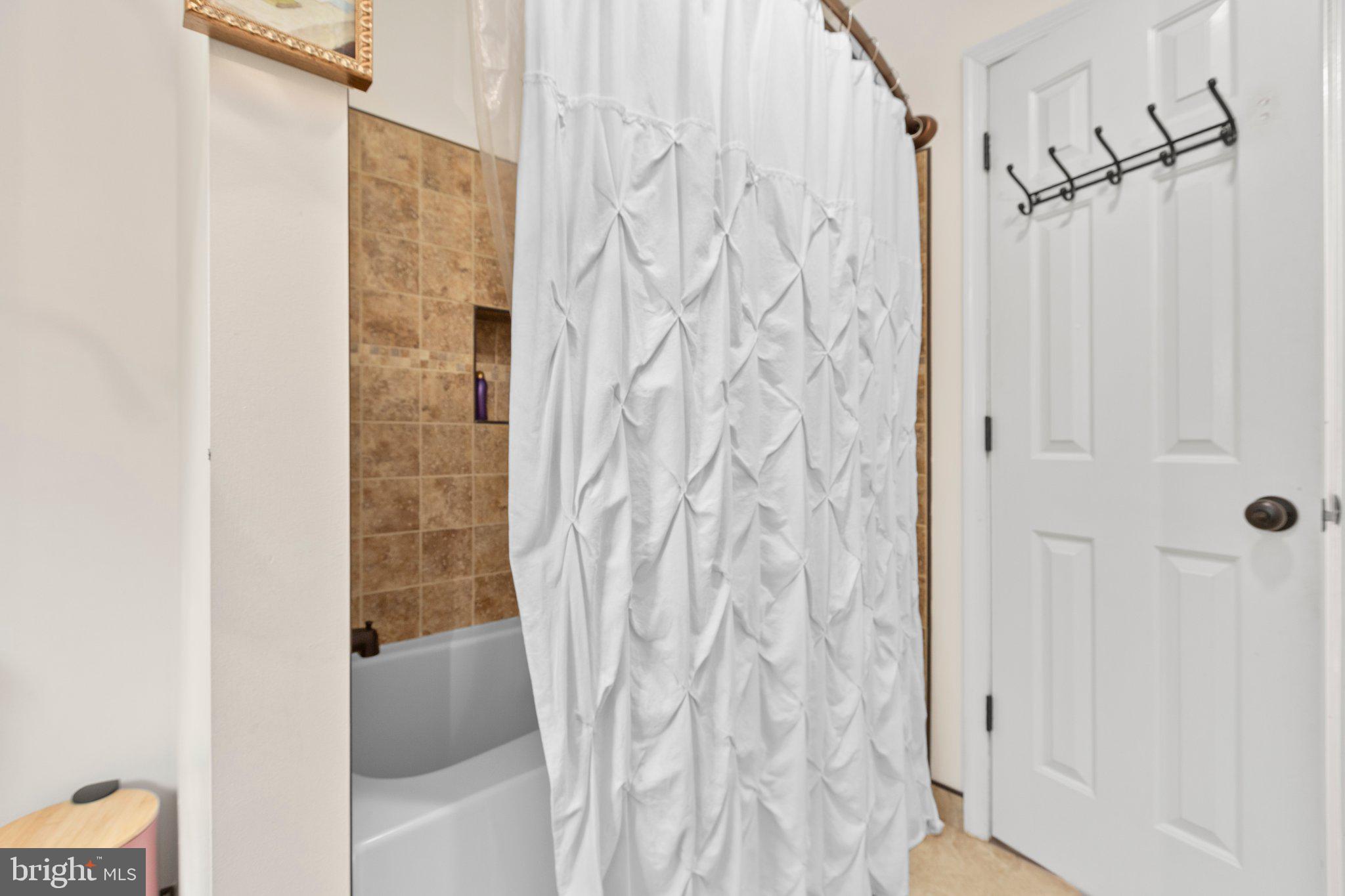 4 Buxley Ct