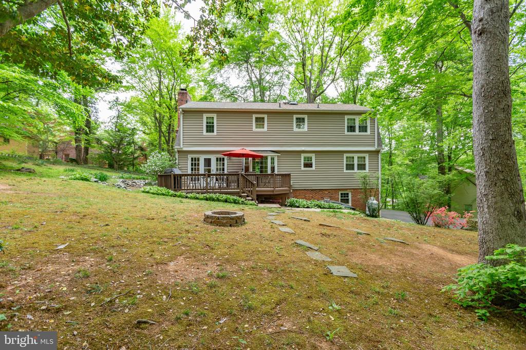 4 Buxley Ct