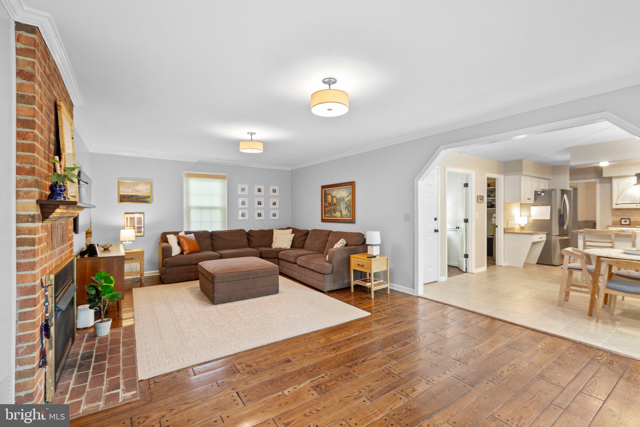 4 Buxley Ct