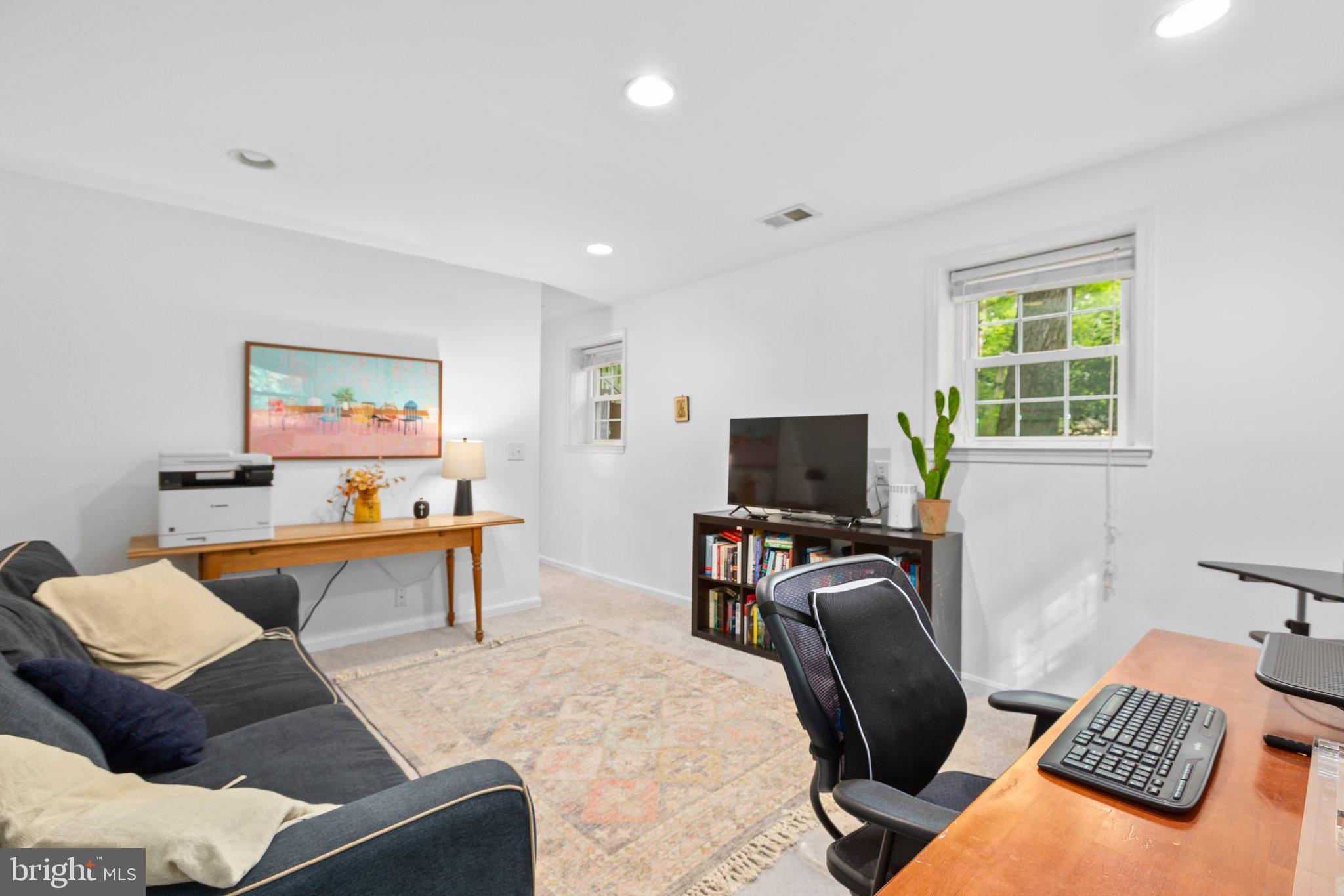 4 Buxley Ct