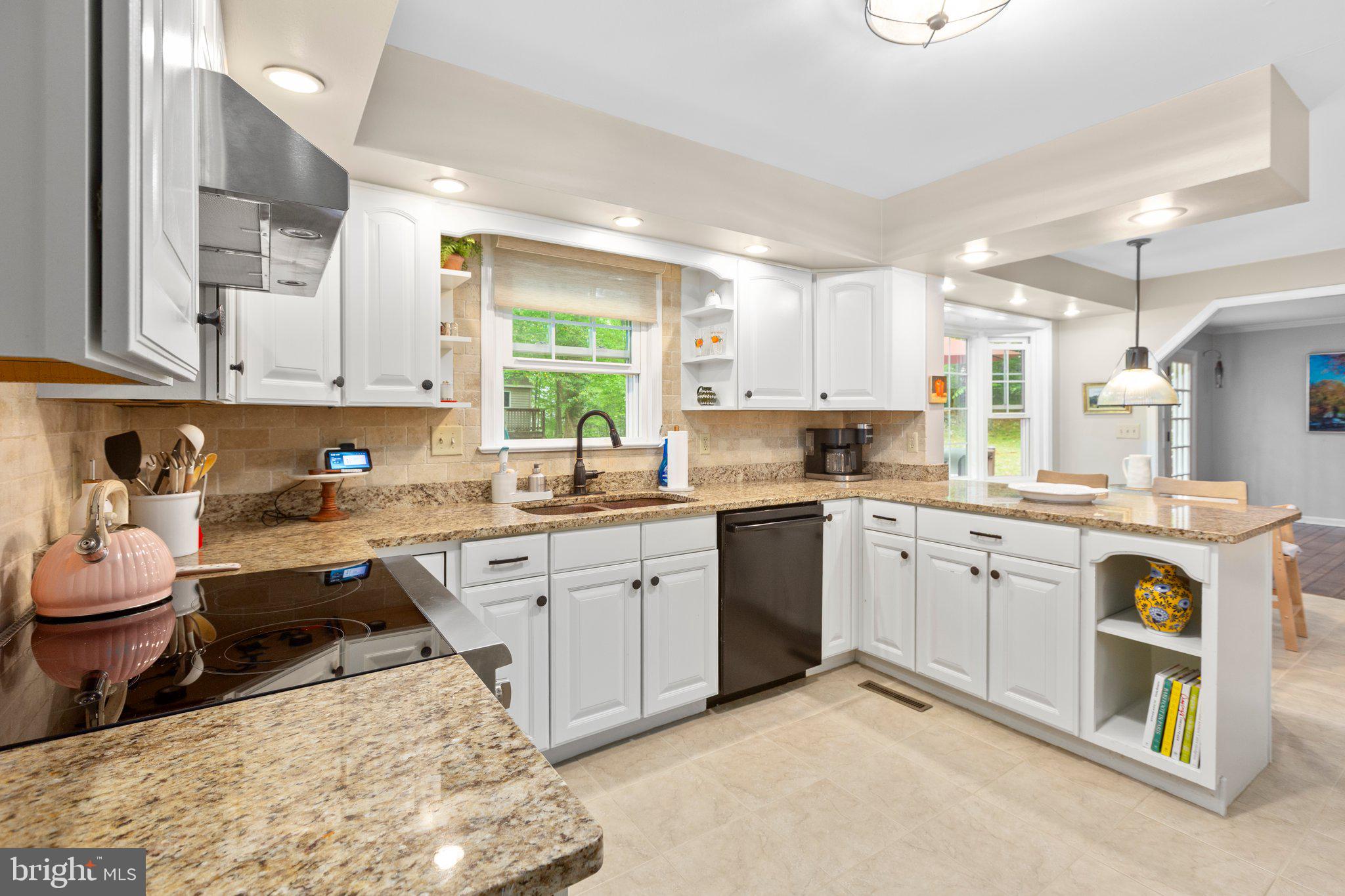 4 Buxley Ct