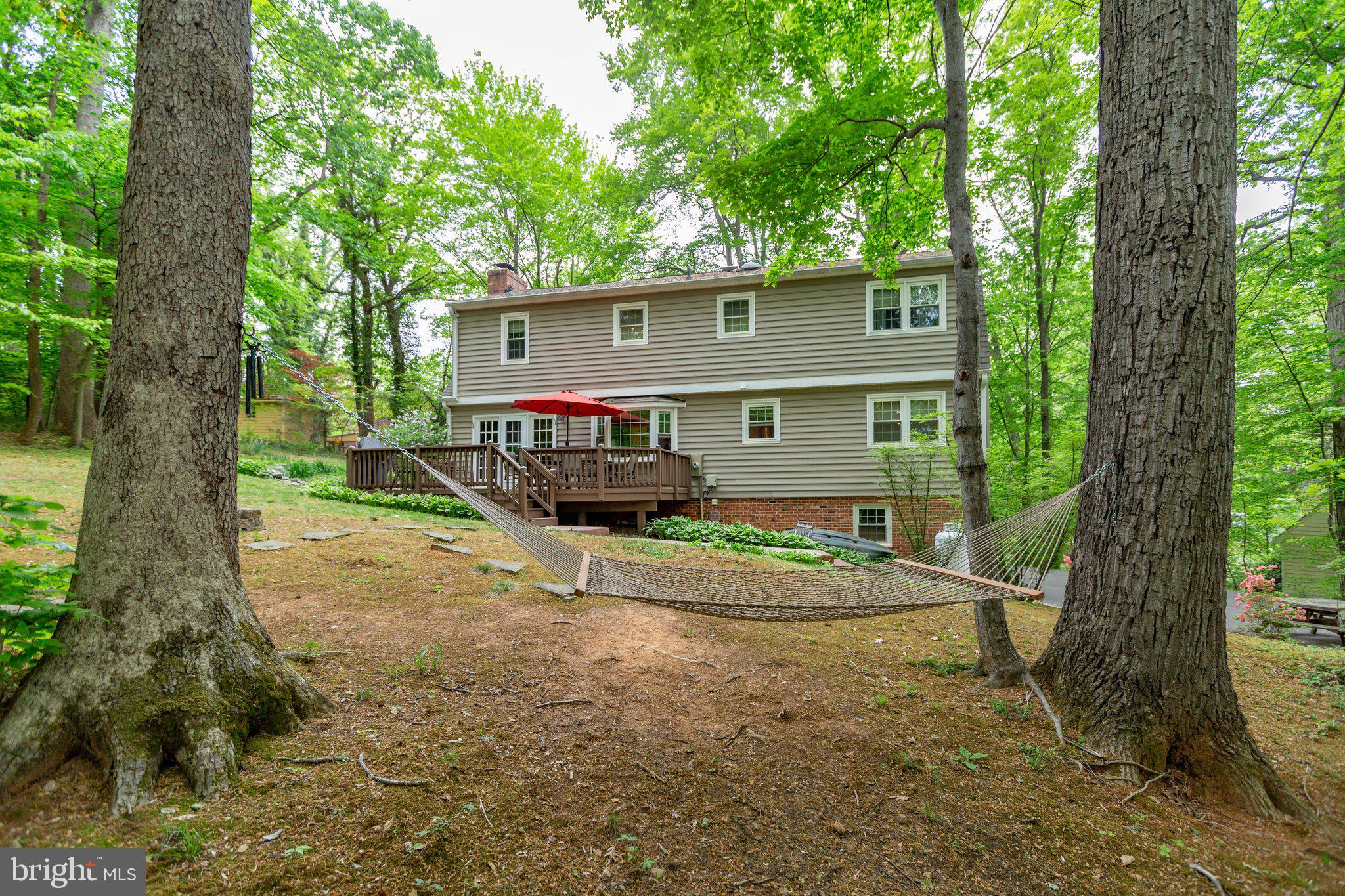 4 Buxley Ct