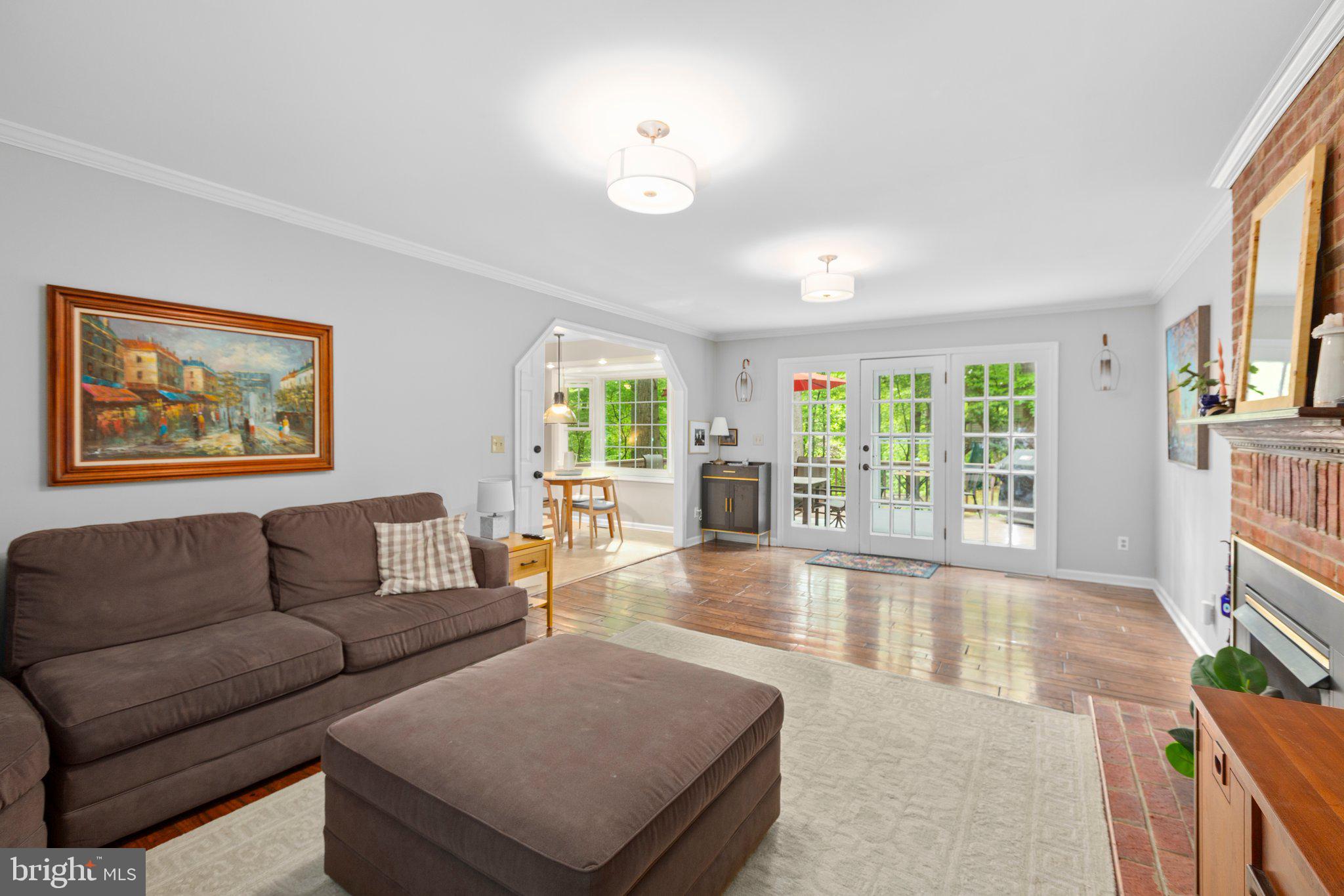 4 Buxley Ct