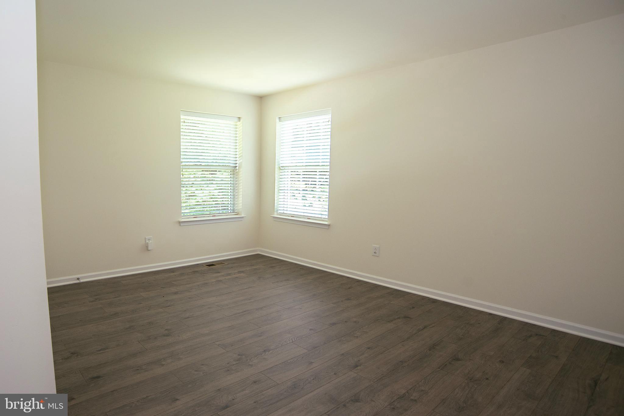 1600 HUDGINS FARM CIR
