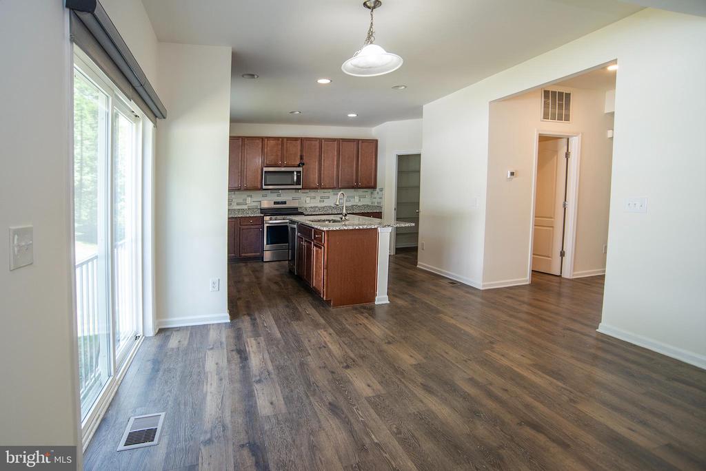 1600 HUDGINS FARM CIR