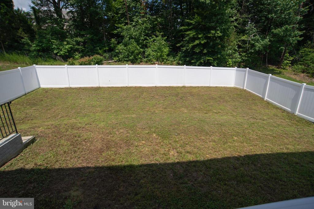 1600 HUDGINS FARM CIR