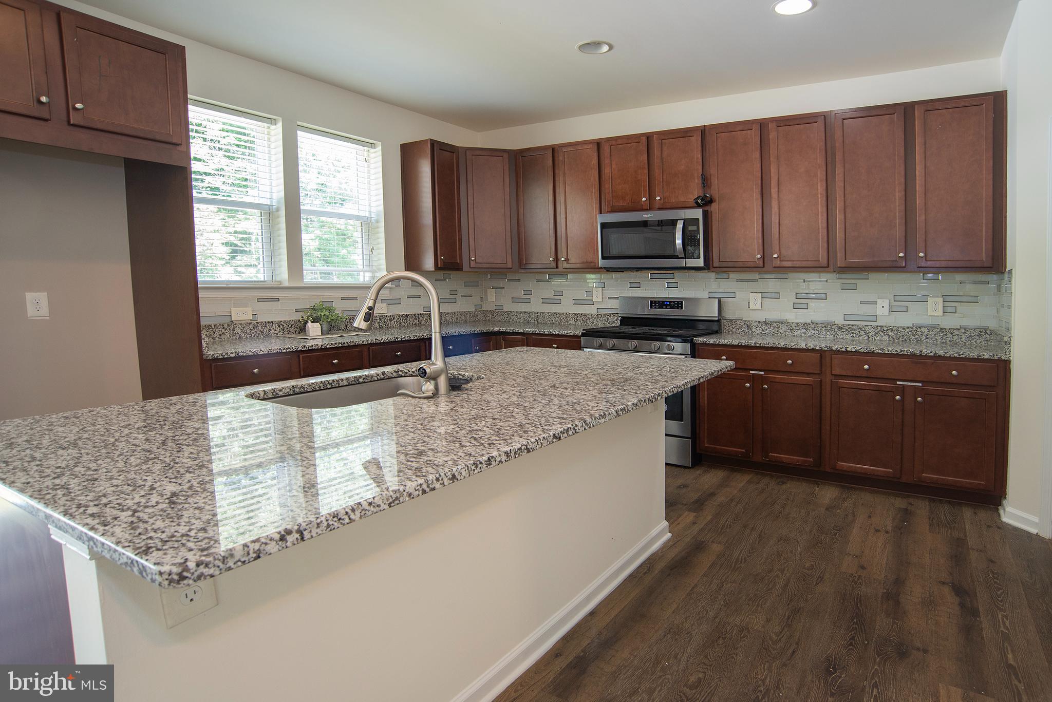 1600 HUDGINS FARM CIR