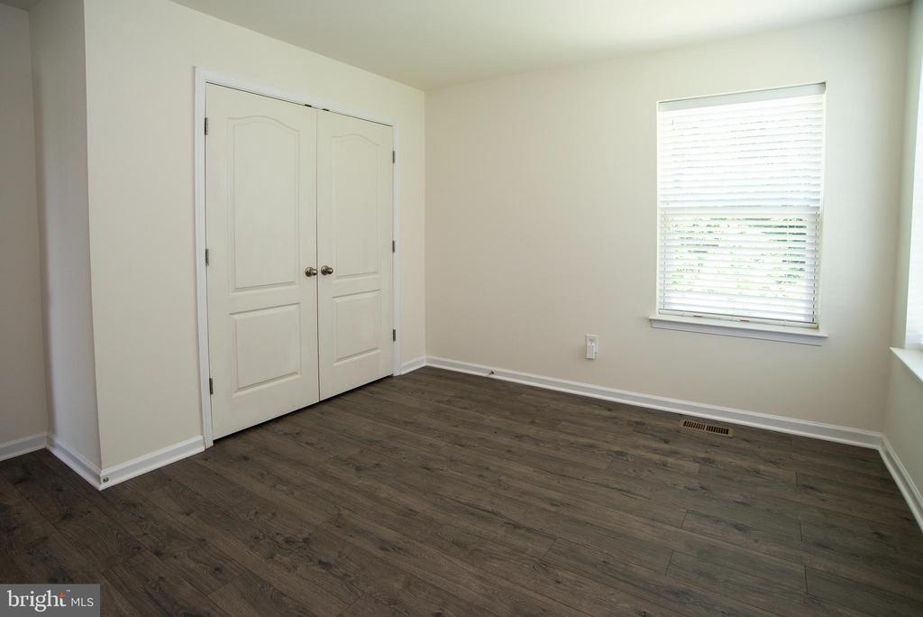 1600 HUDGINS FARM CIR