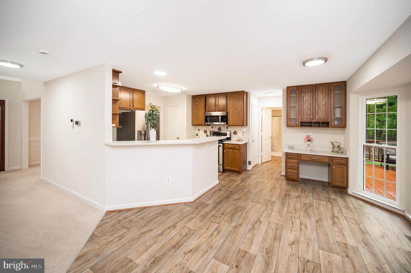 4401 Wexham Ct