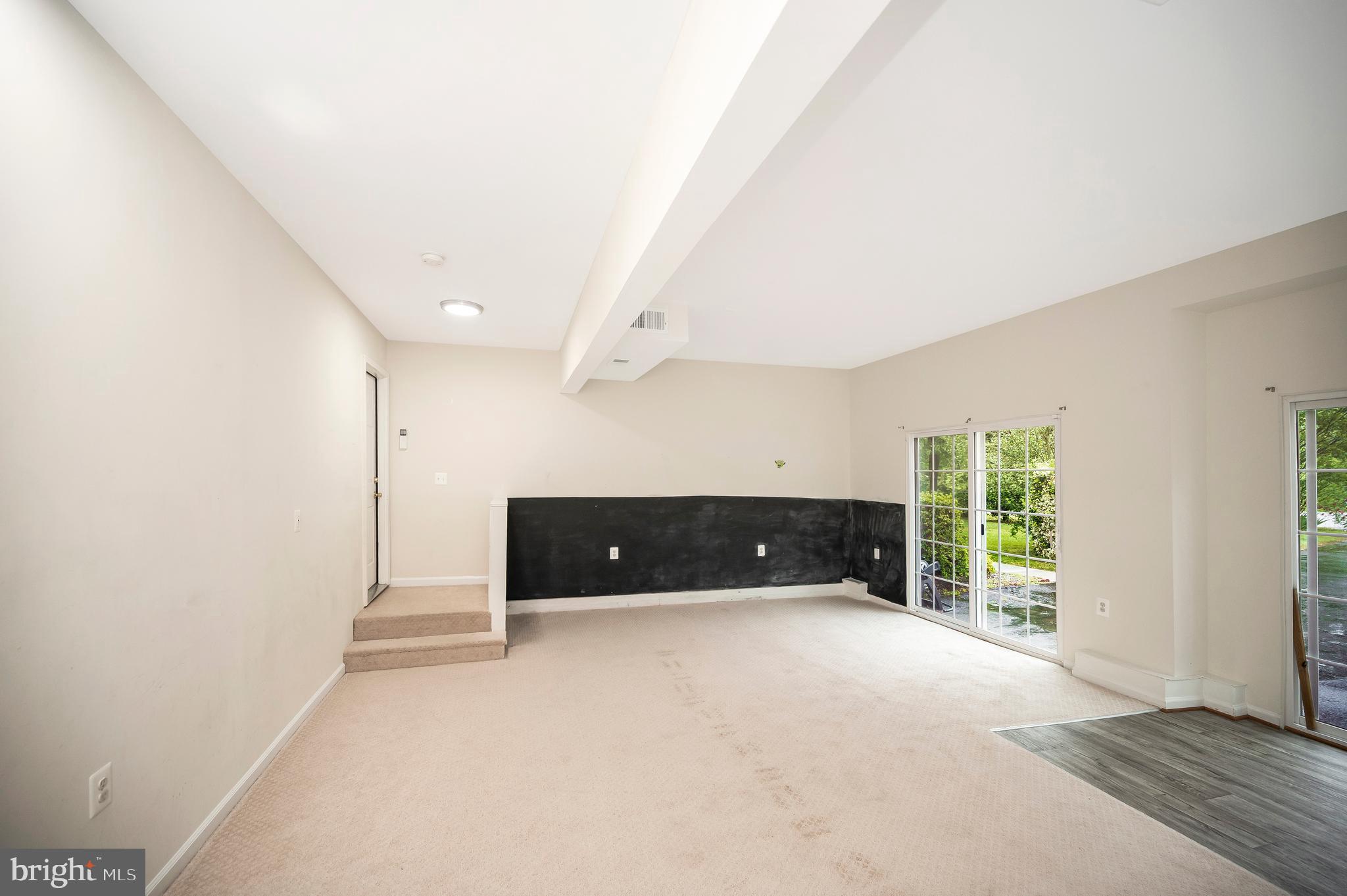 4401 Wexham Ct