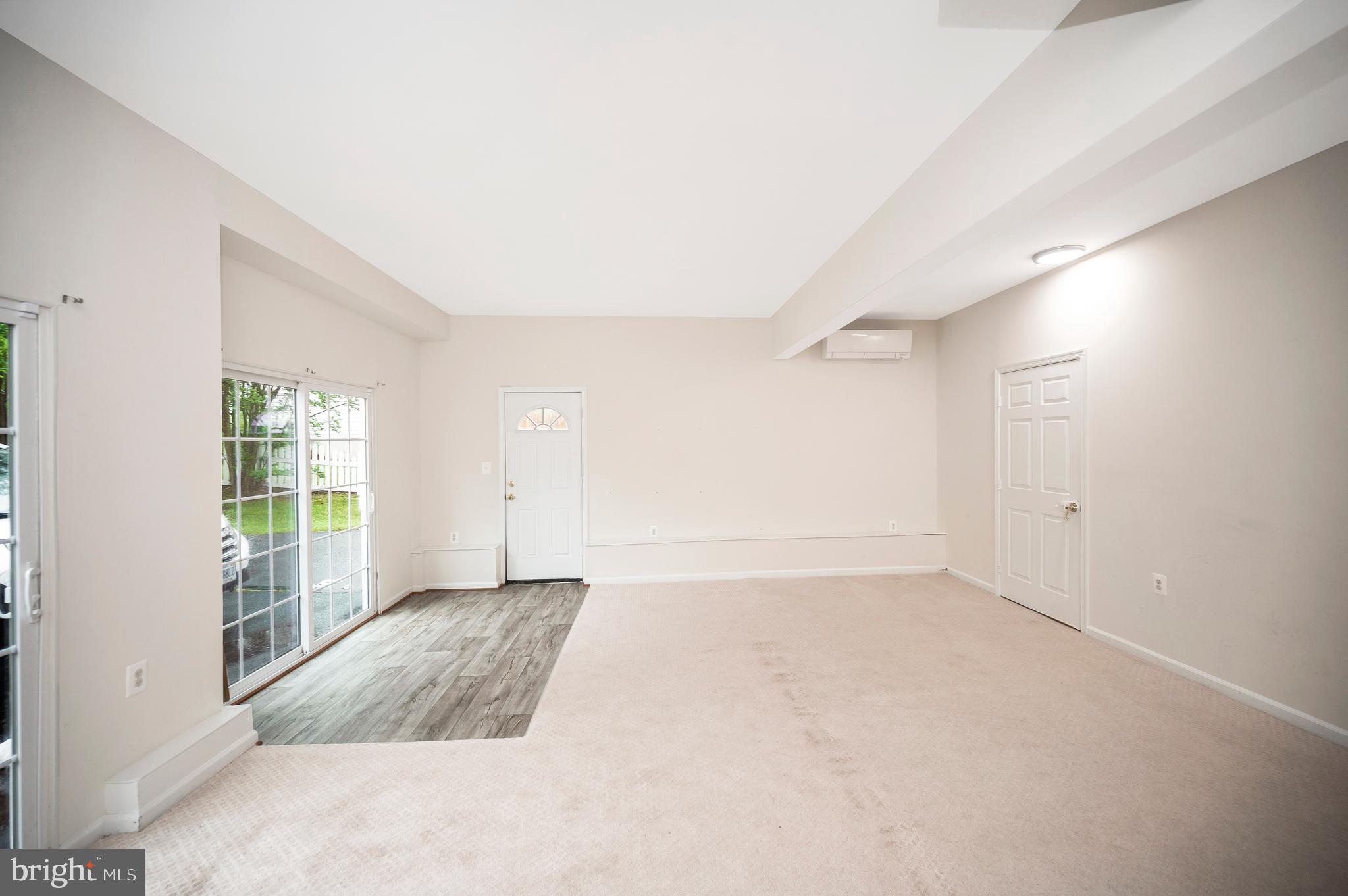 4401 Wexham Ct