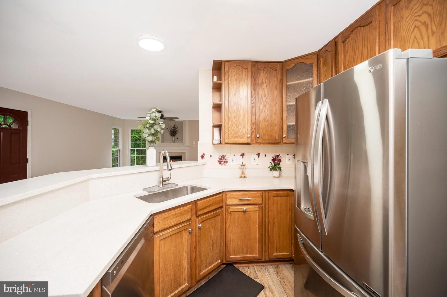 4401 Wexham Ct