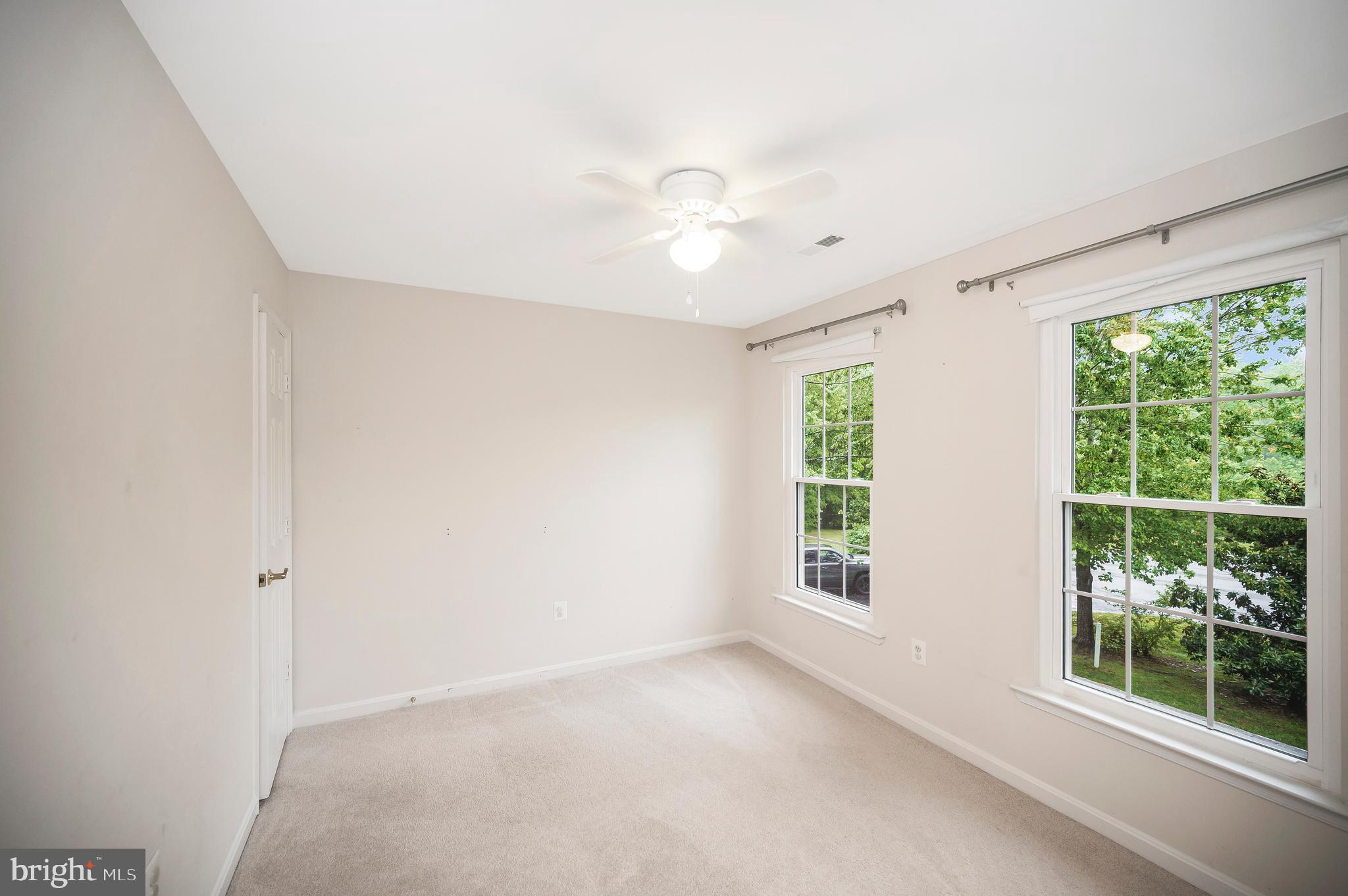 4401 Wexham Ct