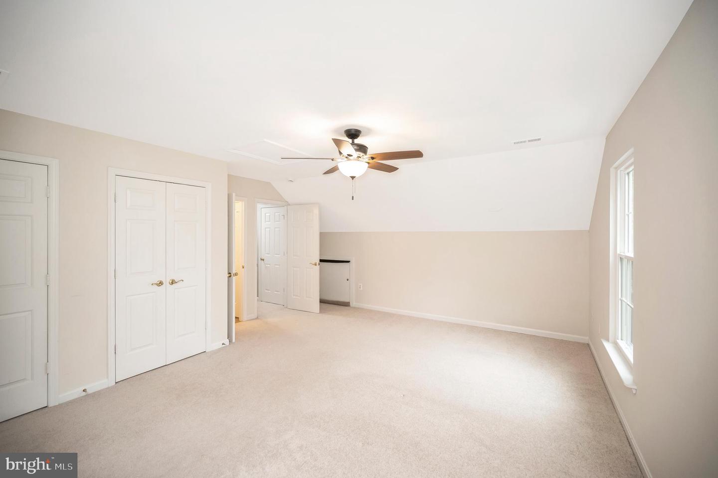 4401 Wexham Ct