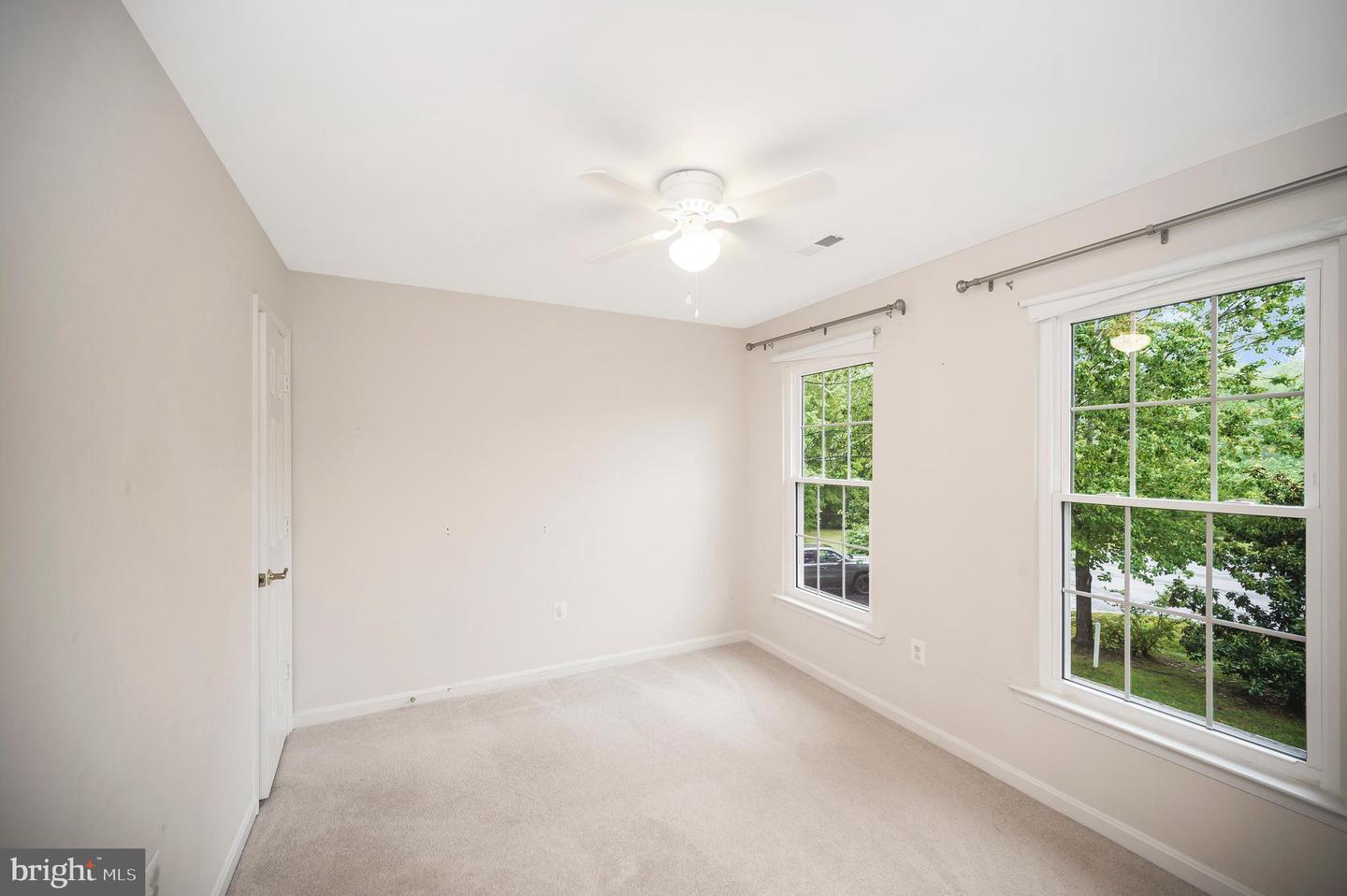 4401 Wexham Ct