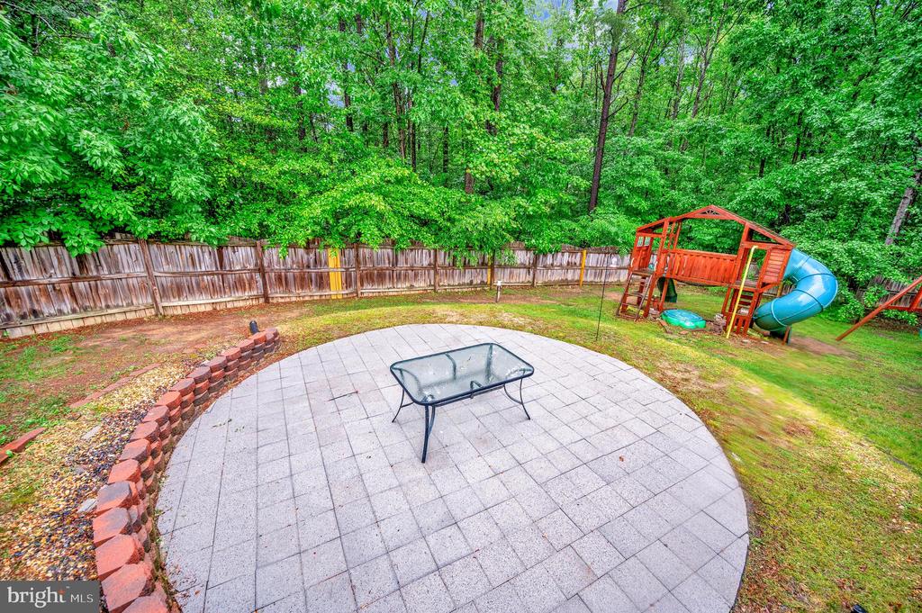 4401 Wexham Ct