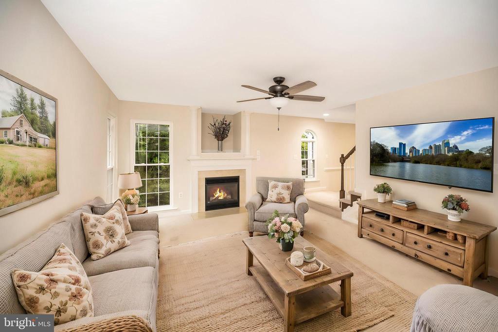 4401 Wexham Ct