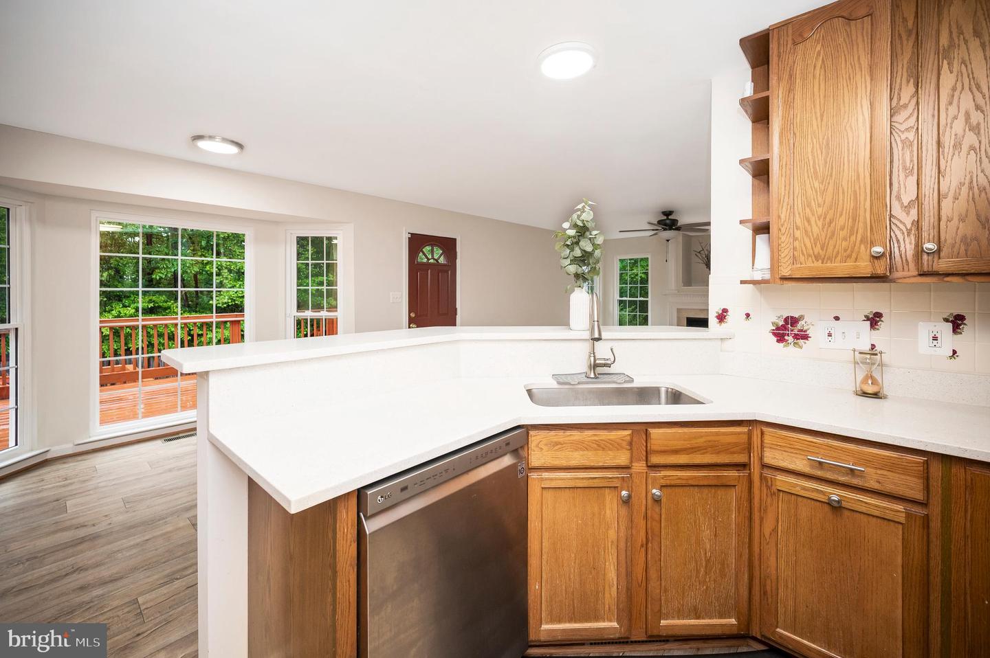 4401 Wexham Ct