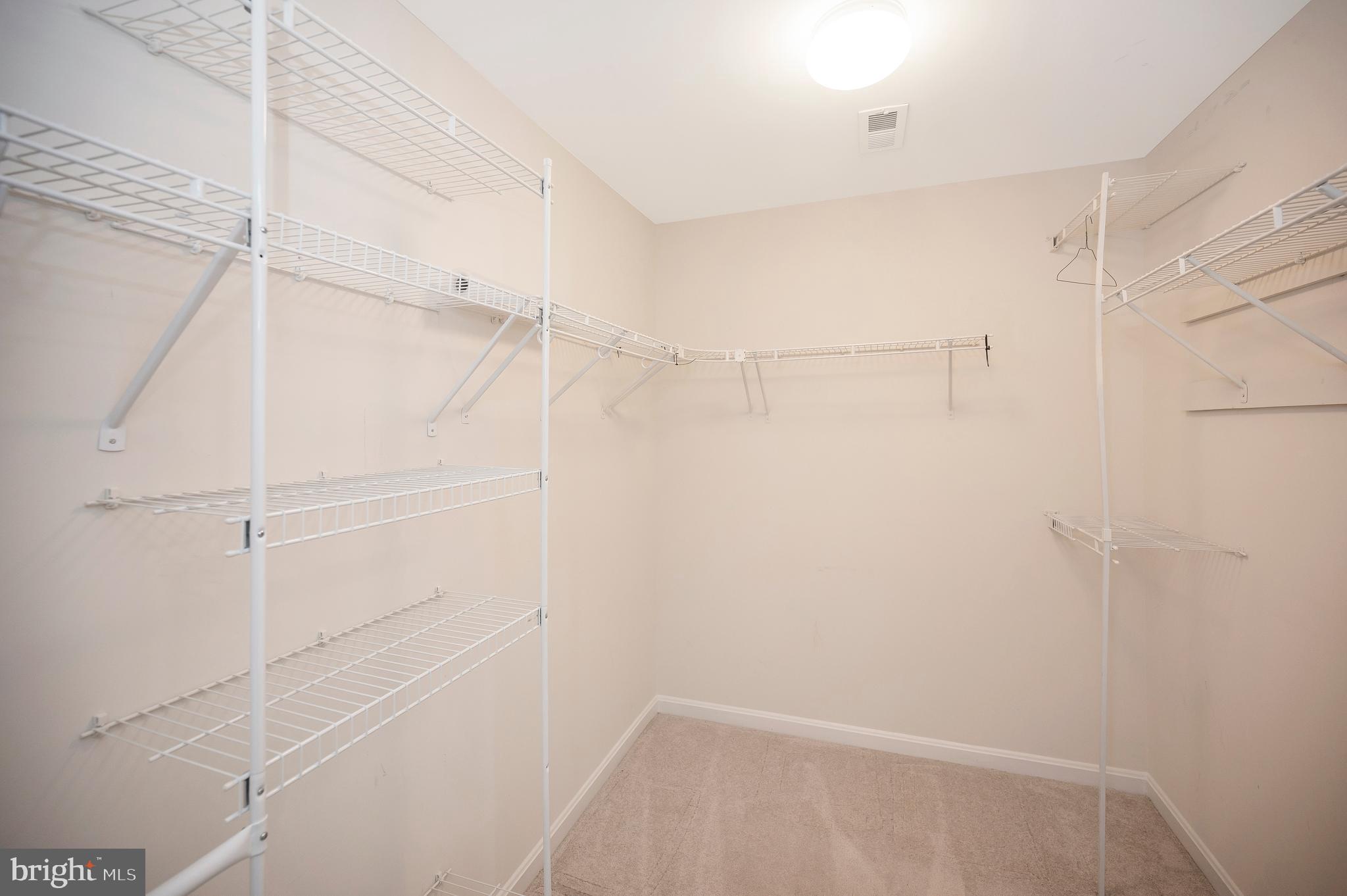 4401 Wexham Ct